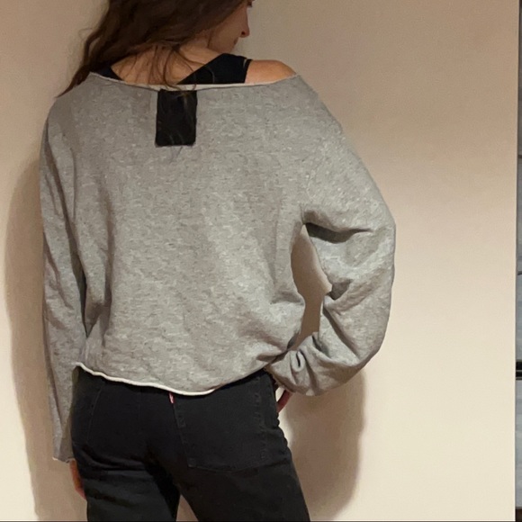 Off the Shoulder Wolf Sweatshirt, Size Small , oversized - Picture 2 of 9